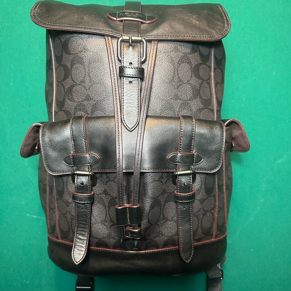 Coach Signature Canvas Vintage Backpack